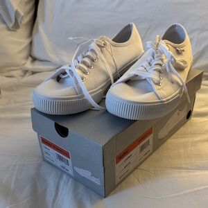 Hurley Classic White Sneakers